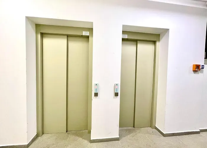 Sunset View 아파트