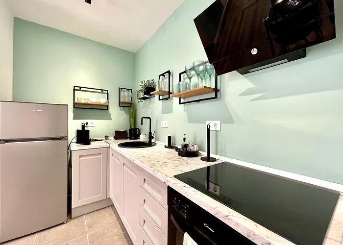 아파트 Sunset View *