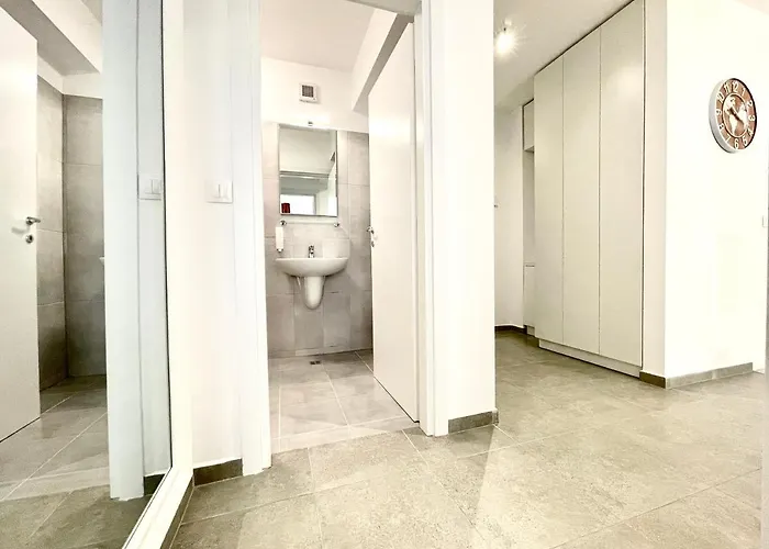 Sunset View 公寓 *